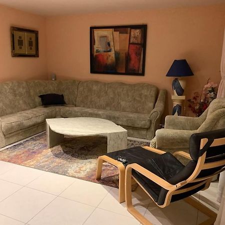 Beautiful House With Free Parking On Premise Villa Utzenstorf Екстериор снимка