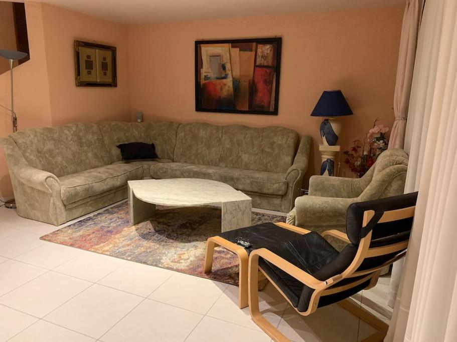 Beautiful House With Free Parking On Premise Villa Utzenstorf Екстериор снимка